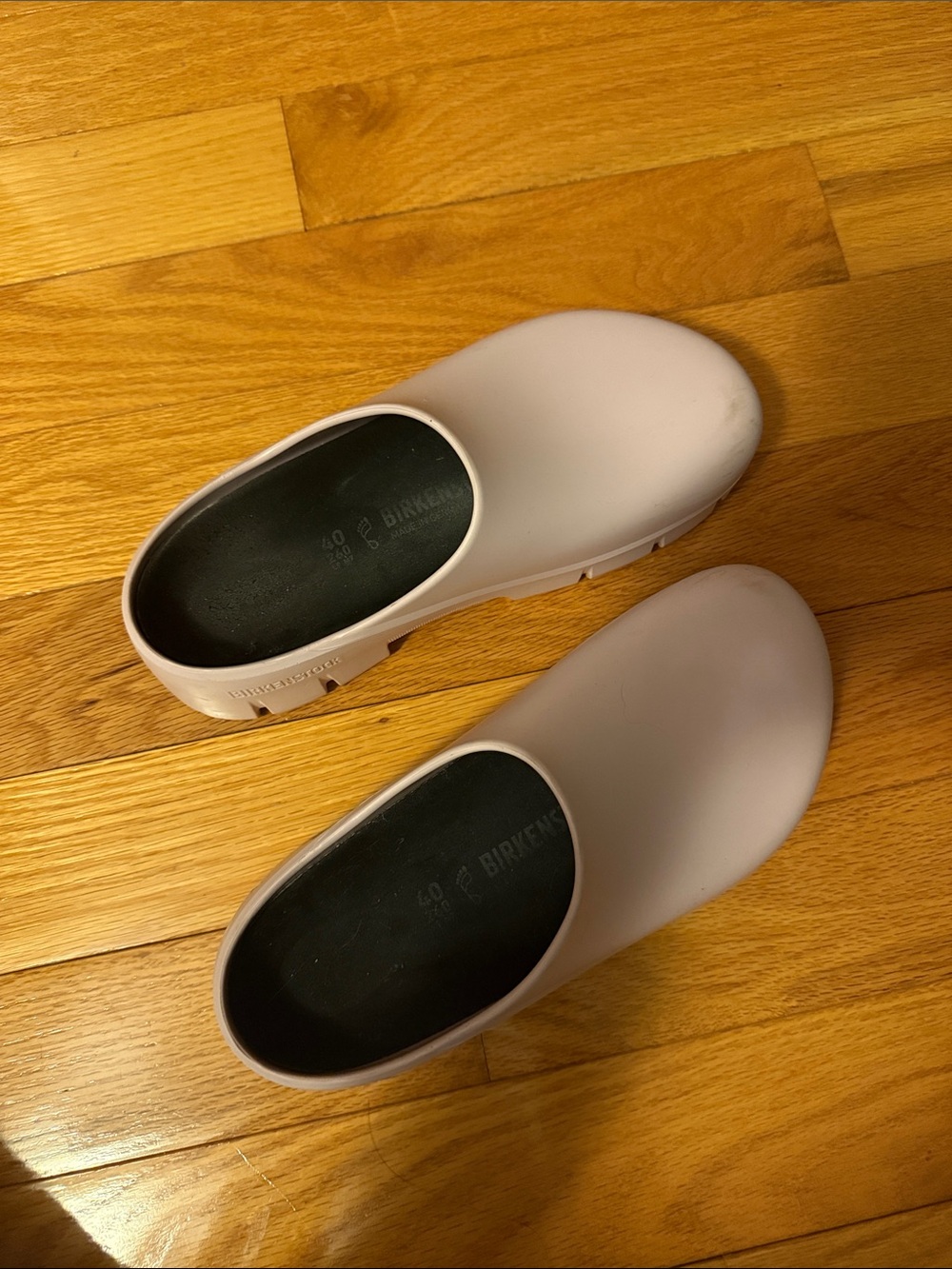 Birkenstock Women’s Slip-On Clog in Pale Pink - Picture 2 of 7